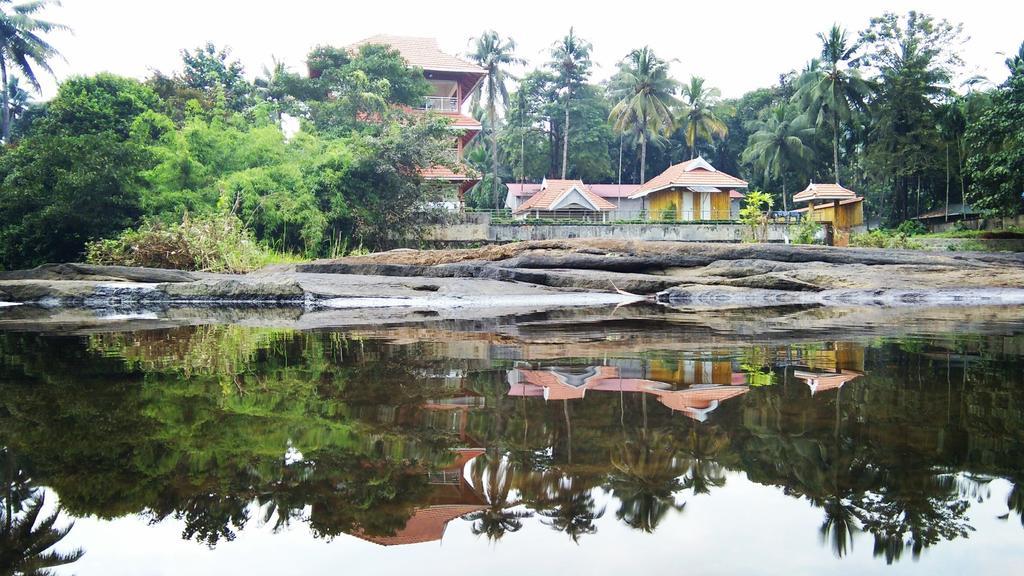 Willow Heights Athirappilly Exterior foto